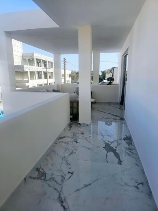 Paphos Deluxe Apartment מראה חיצוני תמונה